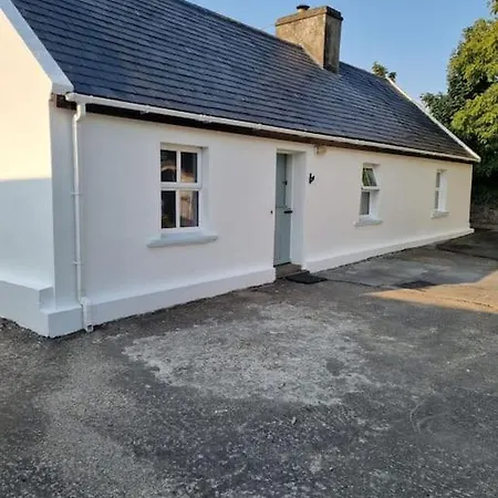 Traditional Near The Wild Atlantic Way * Kilmihil