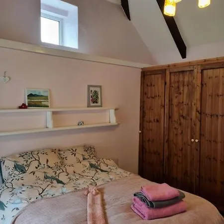 Traditional Near The Wild Atlantic Way Kilmihil