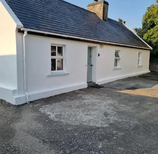 Traditional Near The Wild Atlantic Way * Kilmihil